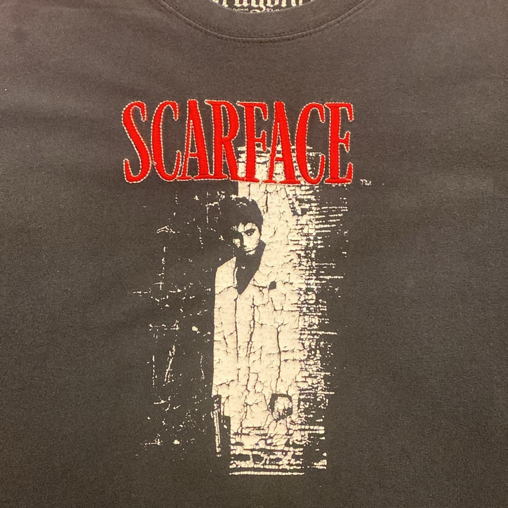 Scarface tee
Size XL color blue